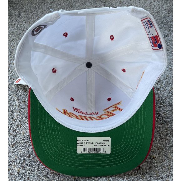 Vintage 90’s Calgary Flames NHL Sports Specialties Script Snapback Cap Hat - NWT - Picture 8 of 11